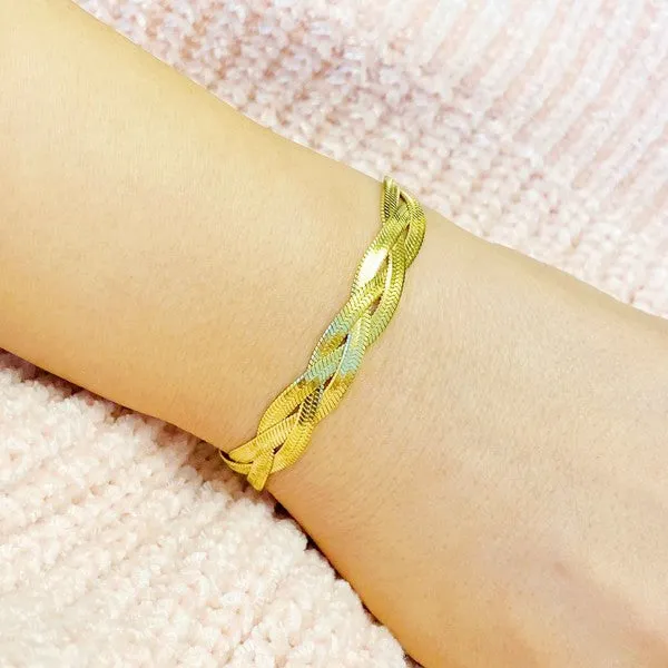 Braided Gold Herringbone Chain Bracelet