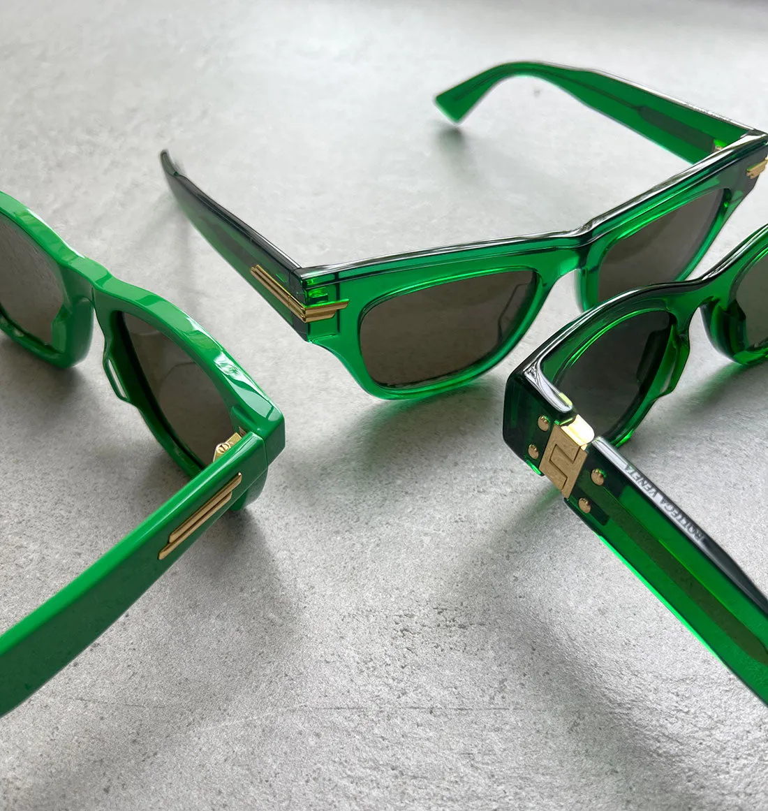 BV 1120 Sunglasses, Green (G)