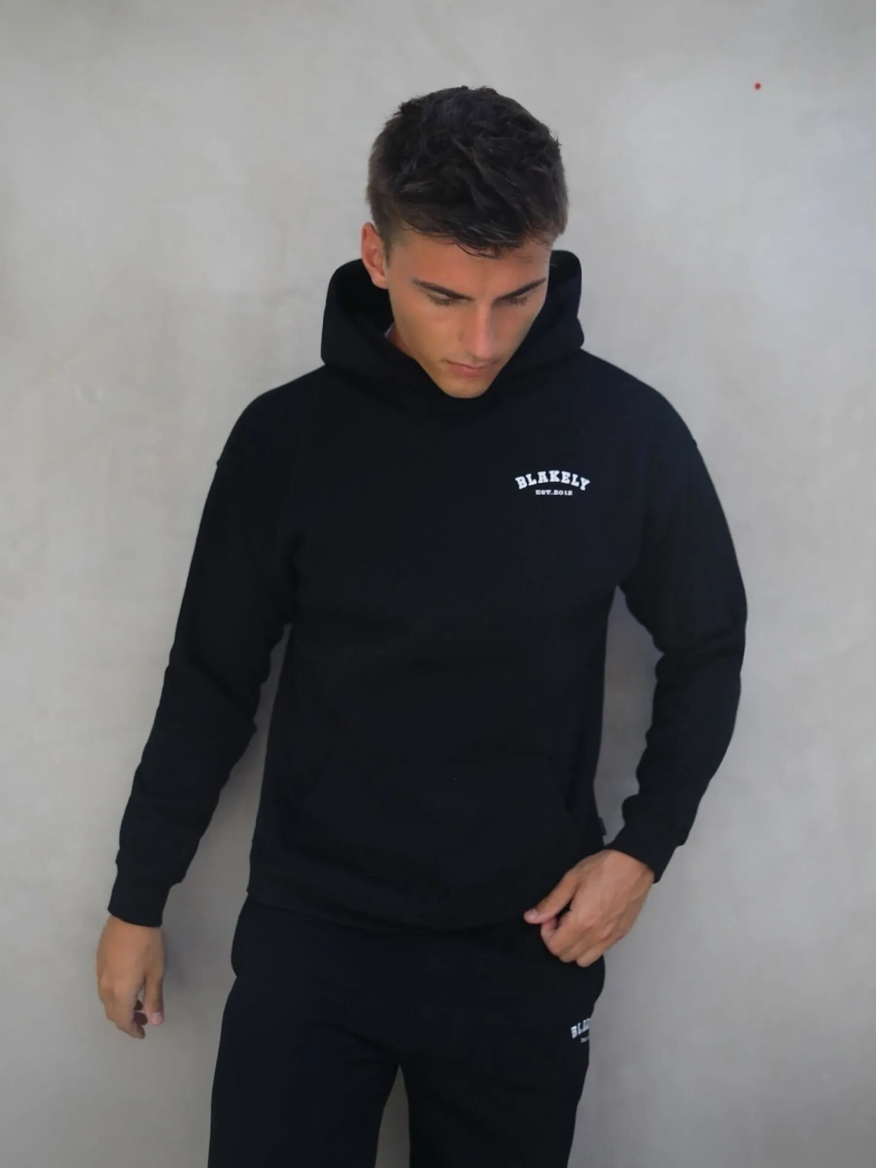 Heritage Relaxed Hoodie - Black