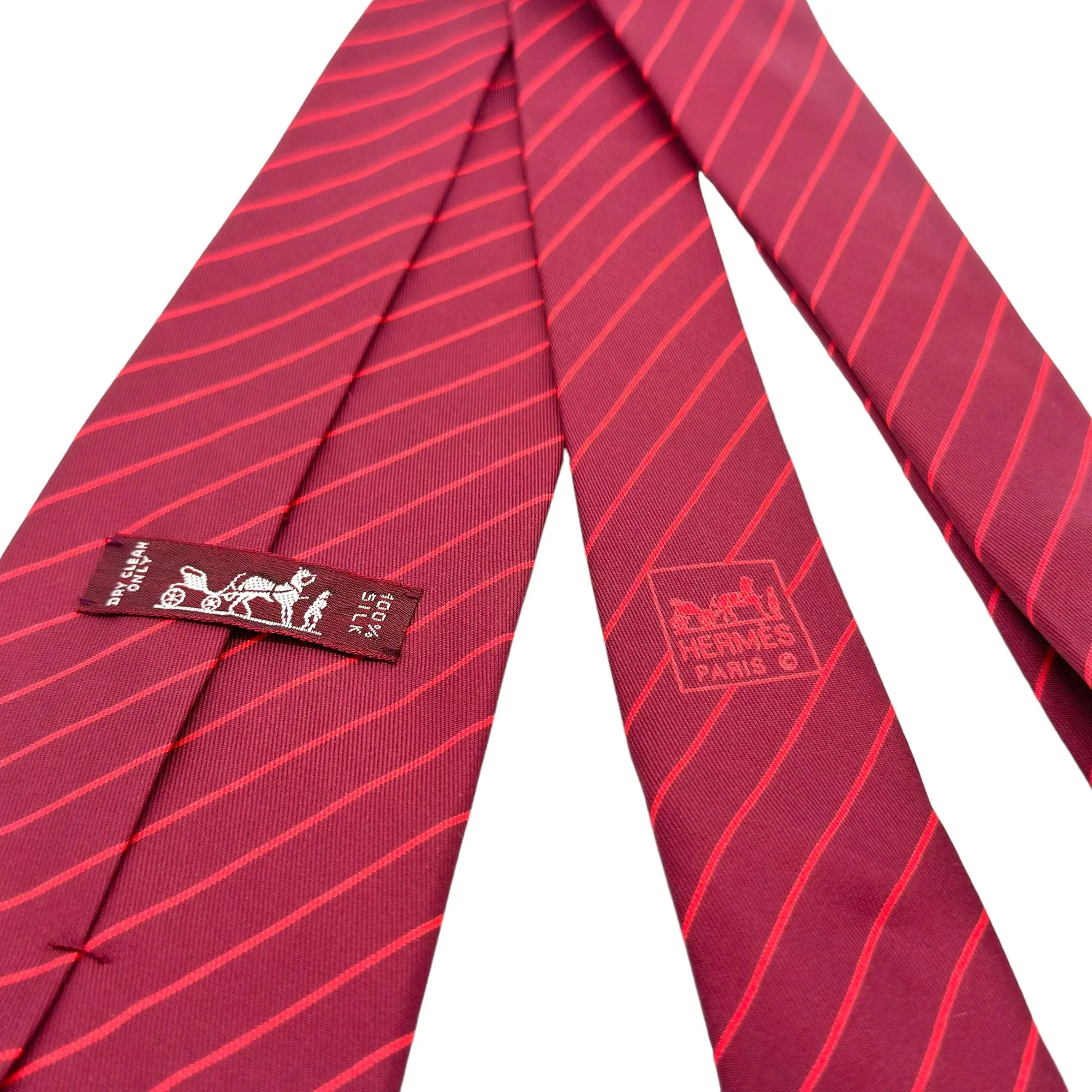 HERMÈS Diagonal Stripe Silk Tie - Red