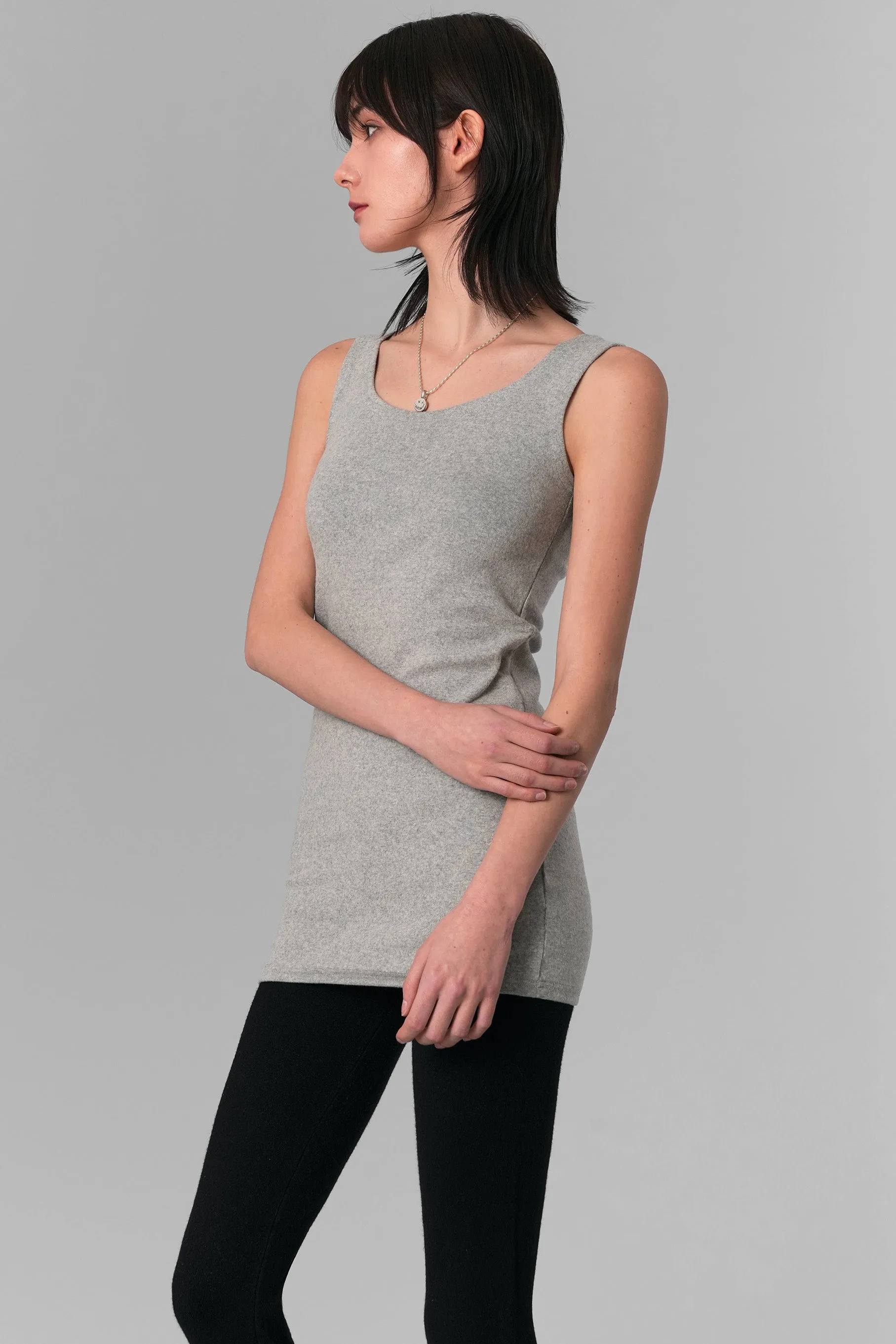 Long Scoop Neck Tank Top, Grey